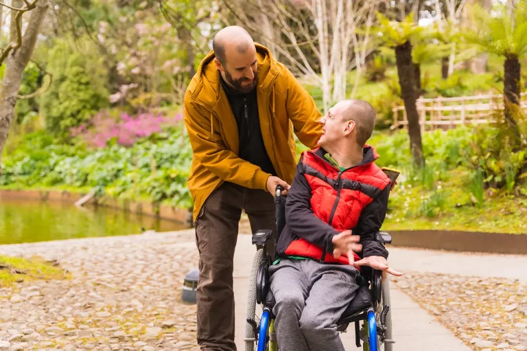 auxiliaire de vie et personne handicapée