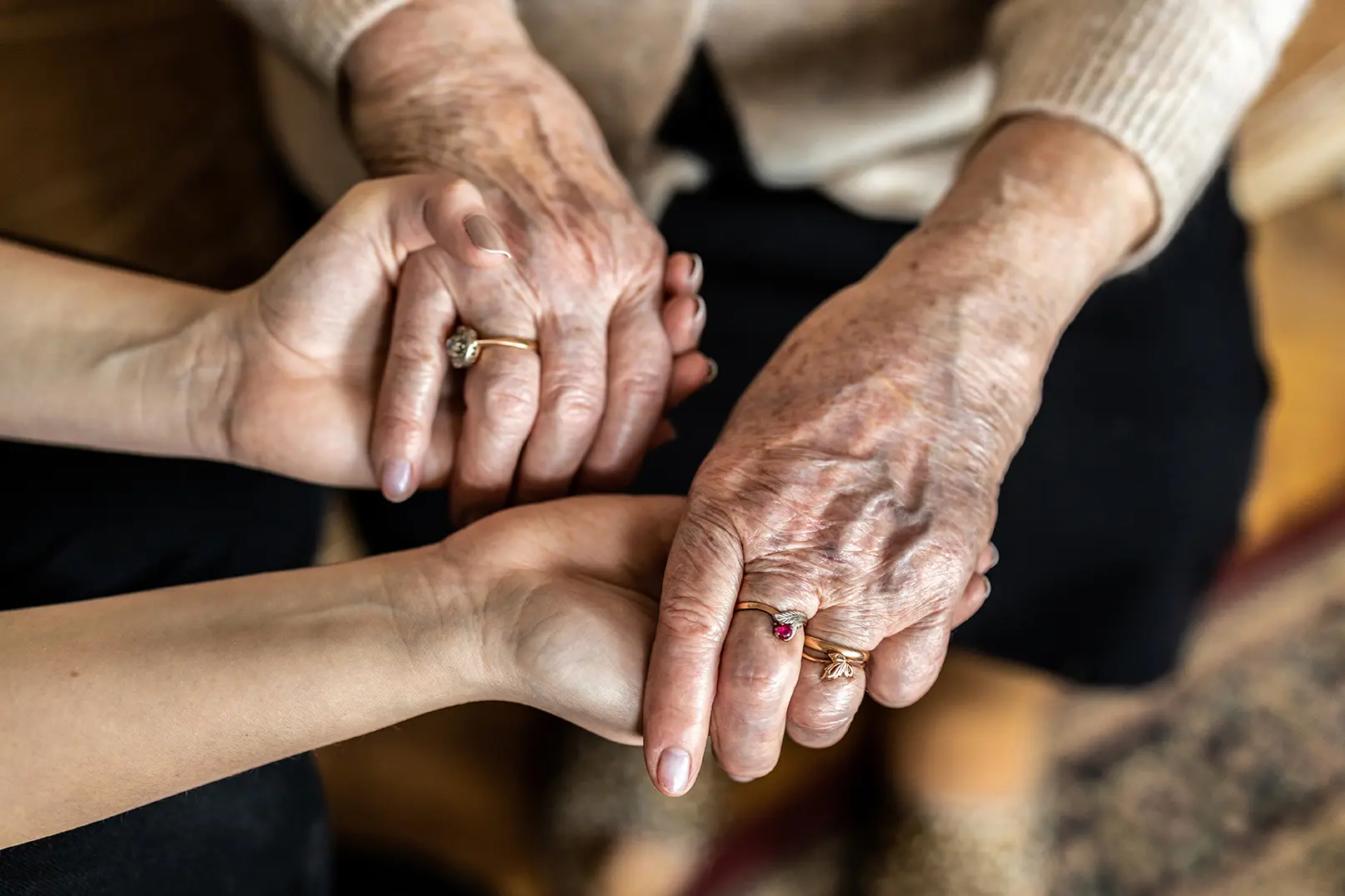 confiance entre auxiliaire de vie et senior